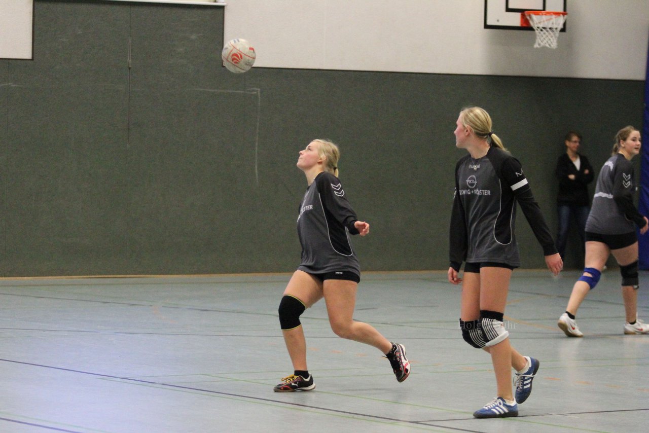 Bild 111 - U18w 2.Tag am 3.12.11